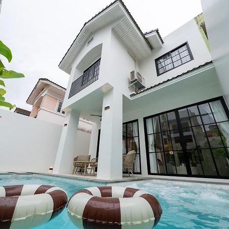 House No 158 Patong Pool Villa Exterior photo